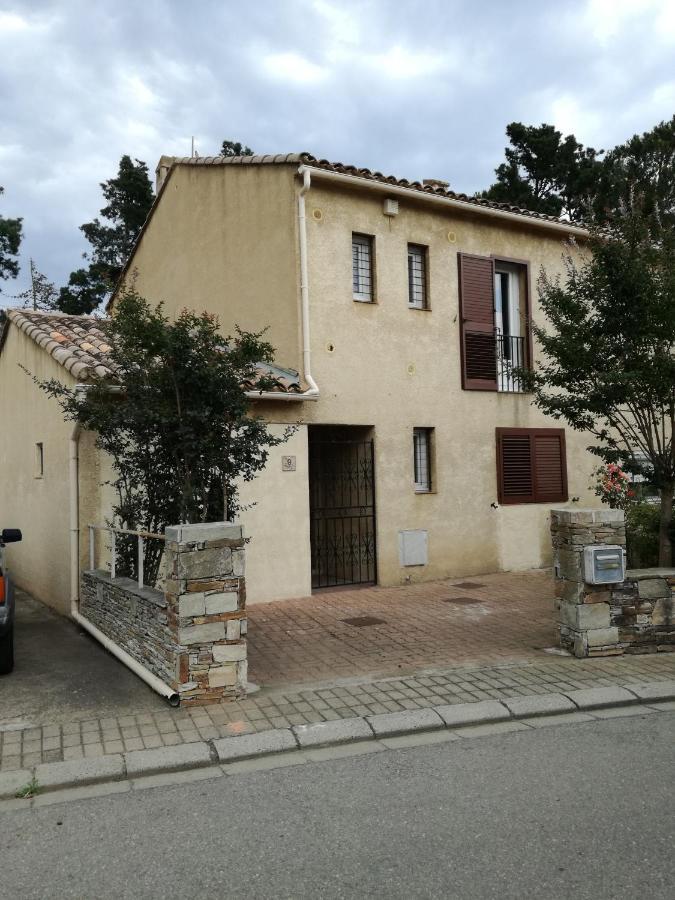 Villa Bord De Mer Corse Santa-Maria-Poggio  Exterior photo